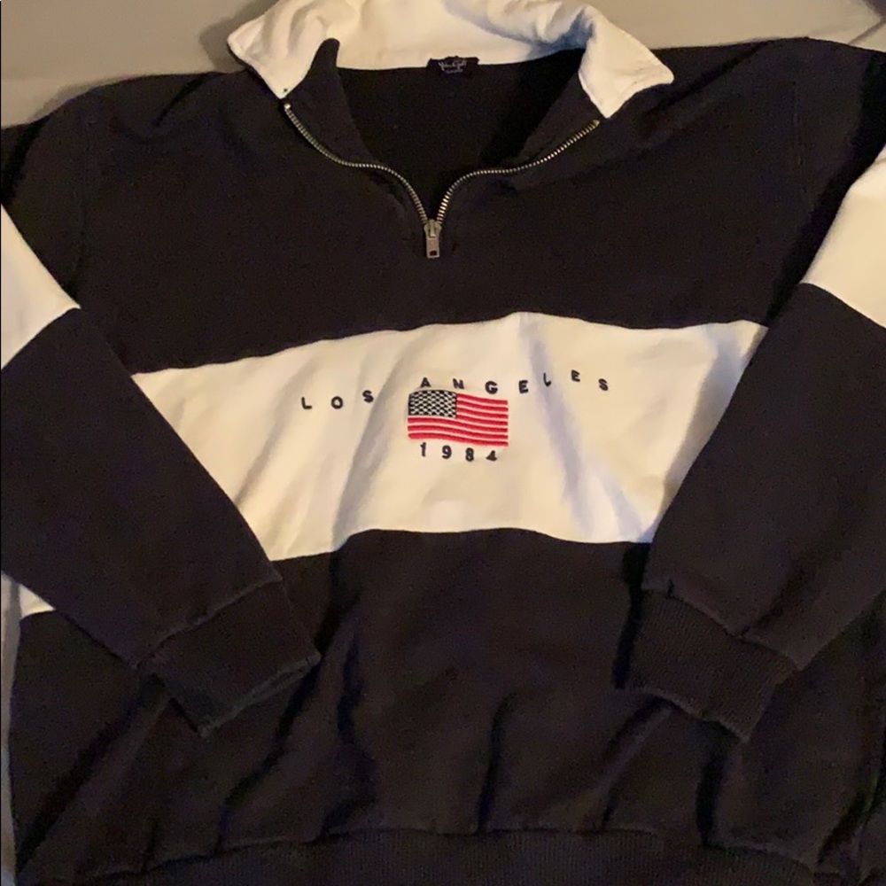 Brandy Melville USA sweater